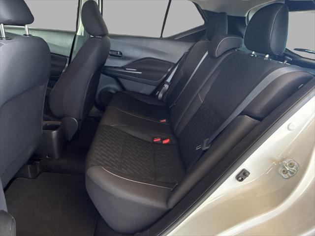 2021 Nissan Kicks S Xtronic CVT