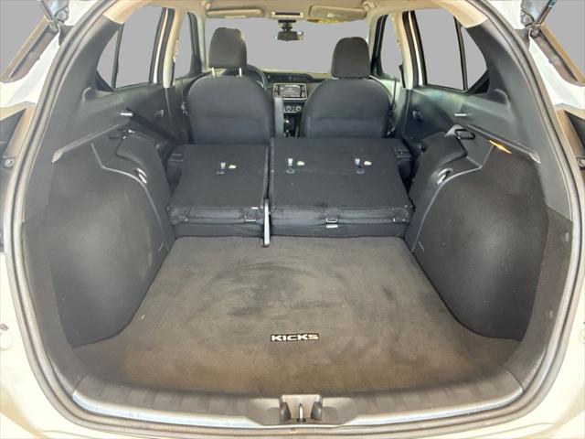 2021 Nissan Kicks S Xtronic CVT