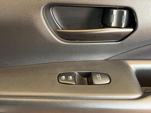 2021 Nissan Kicks S Xtronic CVT