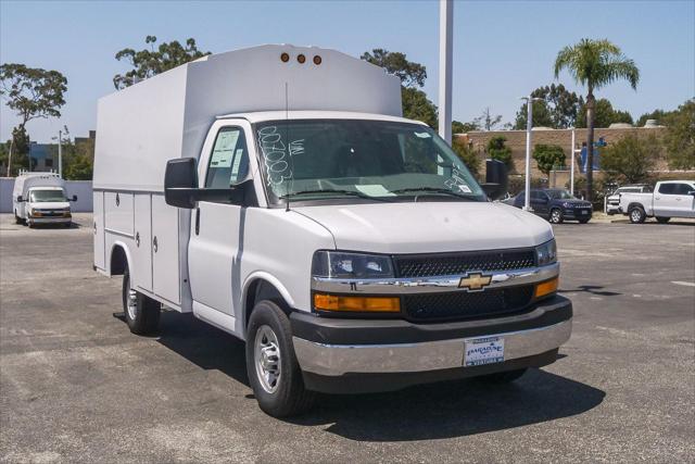 2026 Chevrolet Express Cutaway Work Van