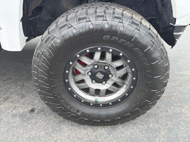 2017 Toyota Tacoma SR5 V6
