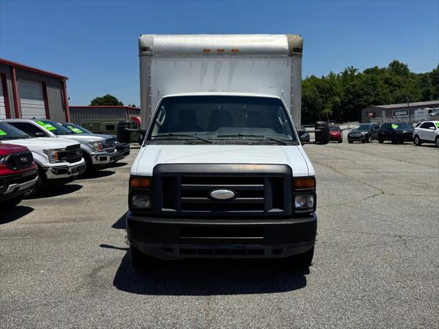 2014 Ford E-350 Cutaway E-350 Super Duty DRW Cutaway
