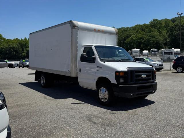 2014 Ford E-350 Cutaway E-350 Super Duty DRW Cutaway