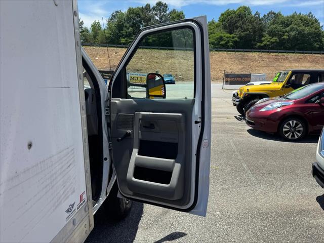 2014 Ford E-350 Cutaway E-350 Super Duty DRW Cutaway