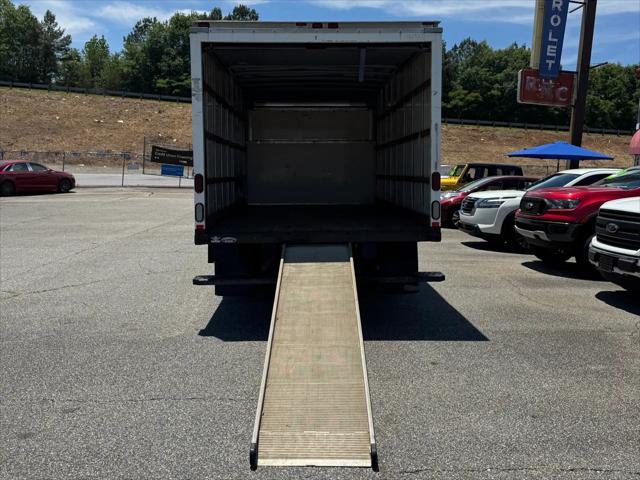 2014 Ford E-350 Cutaway E-350 Super Duty DRW Cutaway