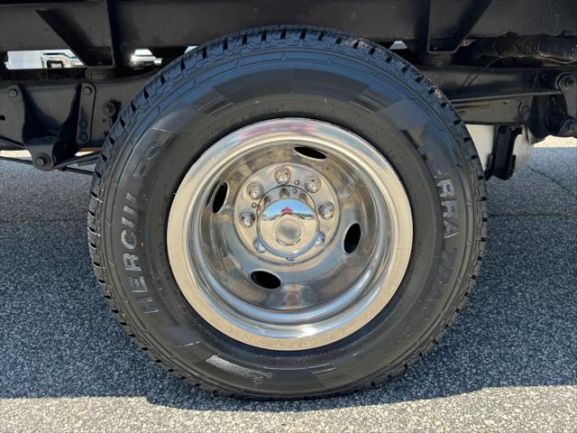 2014 Ford E-350 Cutaway E-350 Super Duty DRW Cutaway