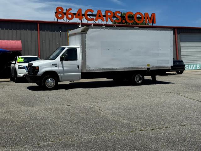 2014 Ford E-350 Cutaway E-350 Super Duty DRW Cutaway