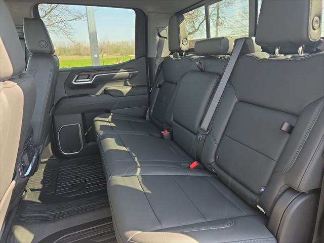 2026 GMC Sierra 1500 Crew Cab, Short Bed, SLT, 4WD