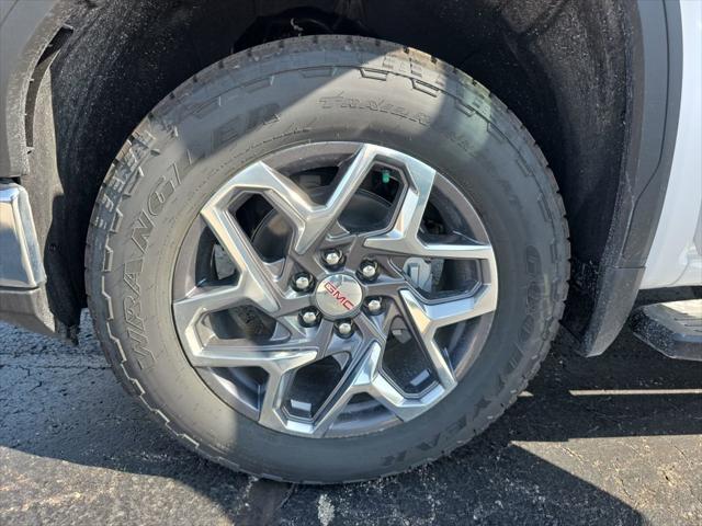 2026 GMC Sierra 1500 Crew Cab, Short Bed, SLT, 4WD