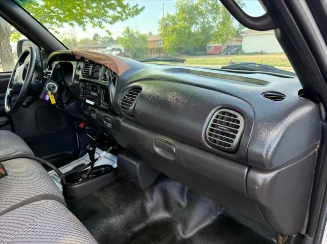 2000 Dodge Ram 2500 ST