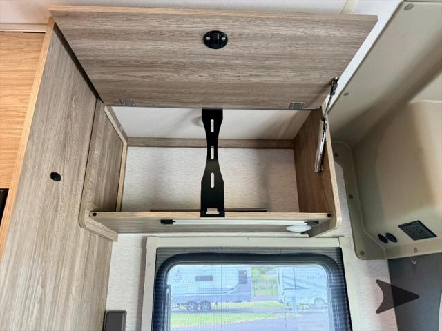 2025 Mercedes-Benz Sprinter 3500XD Chassis Standard Roof 4-Cyl Diesel HO