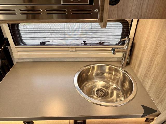 2025 Mercedes-Benz Sprinter 3500XD Chassis Standard Roof 4-Cyl Diesel HO