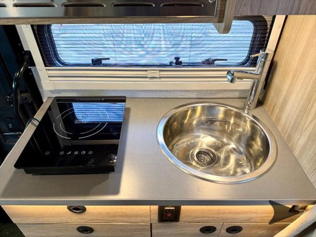 2025 Mercedes-Benz Sprinter 3500XD Chassis Standard Roof 4-Cyl Diesel HO