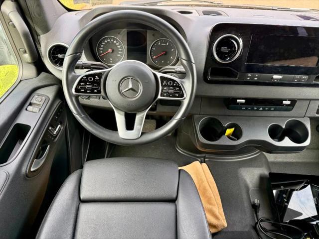 2025 Mercedes-Benz Sprinter 3500XD Chassis Standard Roof 4-Cyl Diesel HO
