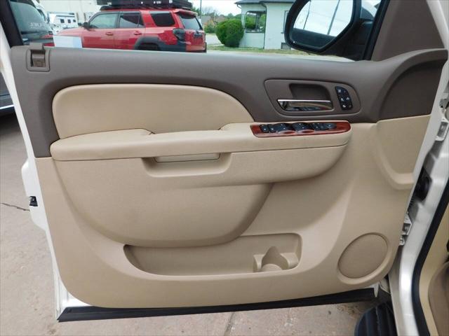 2014 Chevrolet Suburban LTZ