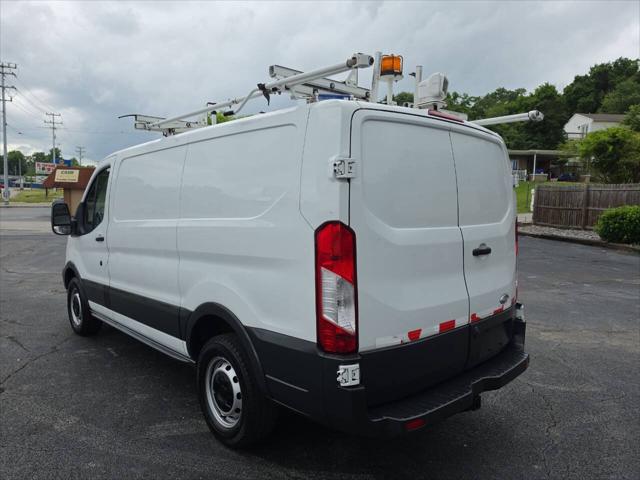 2015 Ford Transit 250 3dr SWB Low Roof Cargo Van w/60/40 Passenger Side Doors