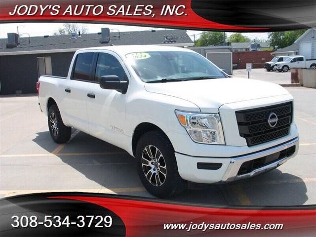 2024 Nissan Titan Crew Cab SV 4x4 for sale in North Platte, NE