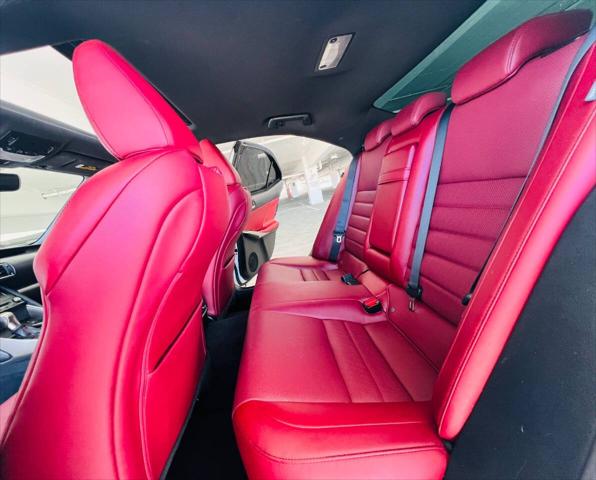 2017 Lexus IS 200t Base 4dr Sedan