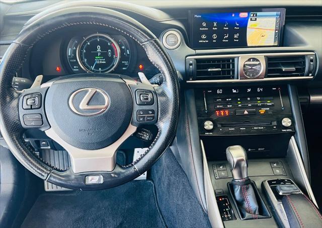 2017 Lexus IS 200t Base 4dr Sedan