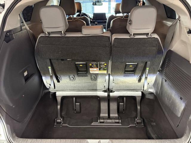 2023 Toyota Sienna XLE