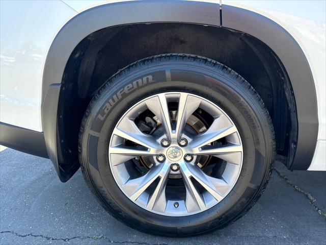 2014 Toyota Highlander LE V6