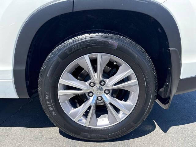 2014 Toyota Highlander LE V6
