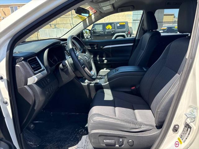 2014 Toyota Highlander LE V6