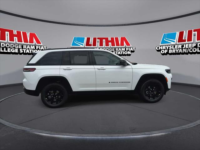 2026 Jeep Grand Cherokee Altitude 4x2