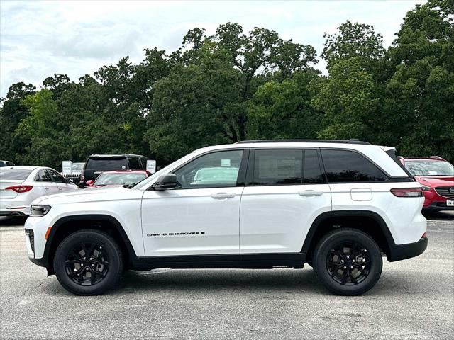 2026 Jeep Grand Cherokee Altitude 4x2