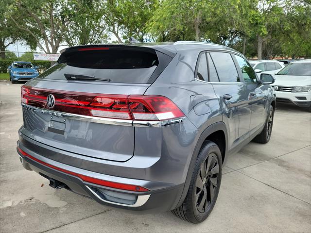 2025 Volkswagen Atlas Cross Sport 2.0T SE w/Technology