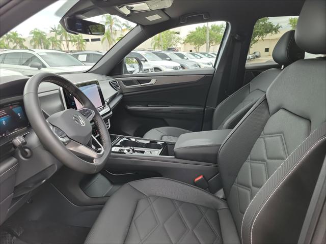 2025 Volkswagen Atlas Cross Sport 2.0T SE w/Technology