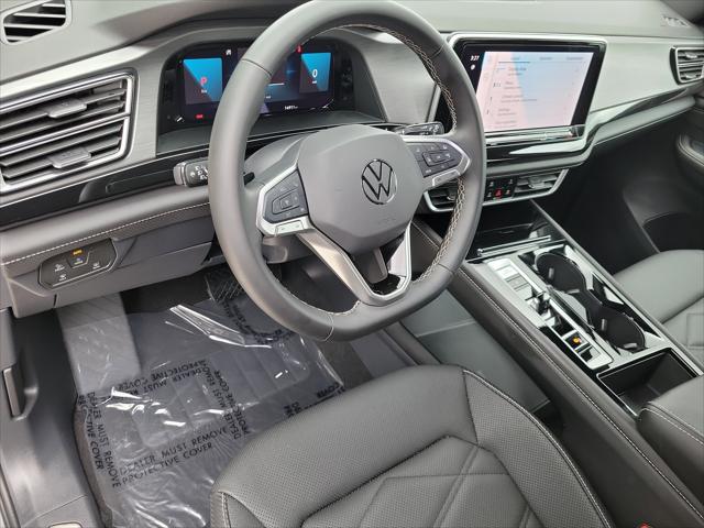 2025 Volkswagen Atlas Cross Sport 2.0T SE w/Technology