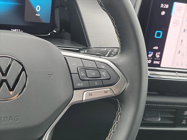 2025 Volkswagen Atlas Cross Sport 2.0T SE w/Technology