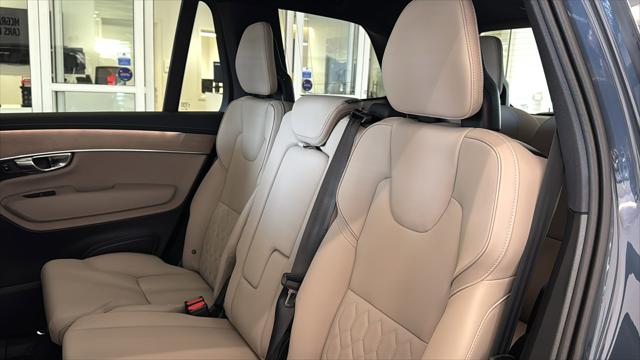 2026 Volvo XC90 Core, B5 AWD Gas (mild hybrid), Gasoline, Bright, 7 Seats