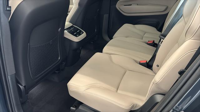 2026 Volvo XC90 Core, B5 AWD Gas (mild hybrid), Gasoline, Bright, 7 Seats
