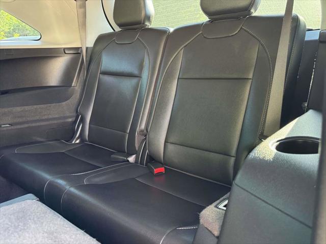 2019 Acura MDX Tech  Entertainment Pkgs