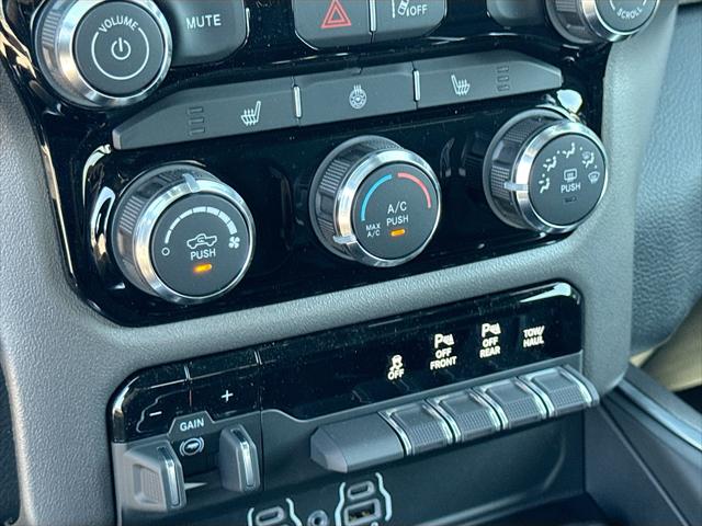 2026 Ram 1500 Big Horn Crew Cab 4x4 64 Box