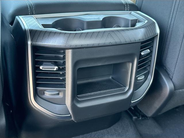 2026 Ram 1500 Big Horn Crew Cab 4x4 64 Box