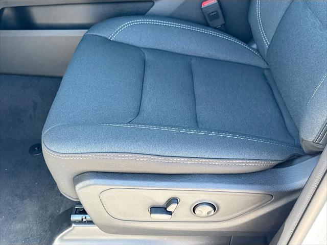 2026 Ram 1500 Big Horn Crew Cab 4x4 64 Box
