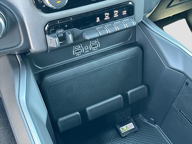 2026 Ram 1500 Big Horn Crew Cab 4x4 64 Box