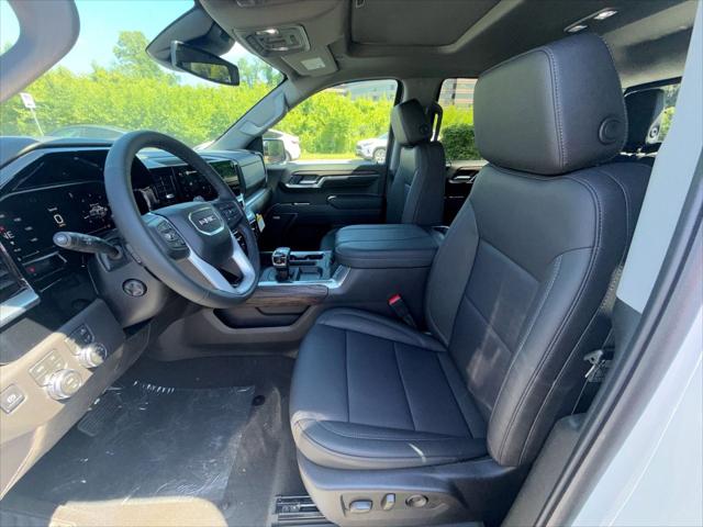 2026 GMC Sierra 1500 Crew Cab, Short Bed, SLT, 4WD