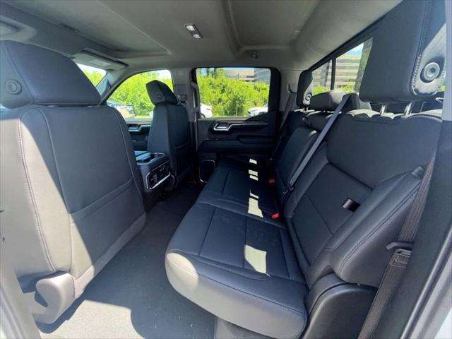 2026 GMC Sierra 1500 Crew Cab, Short Bed, SLT, 4WD