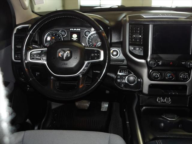 2020 Ram 1500 Big Horn Crew Cab 4x4 5'7" Box