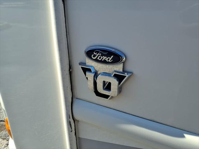 2018 Ford F-53 Base