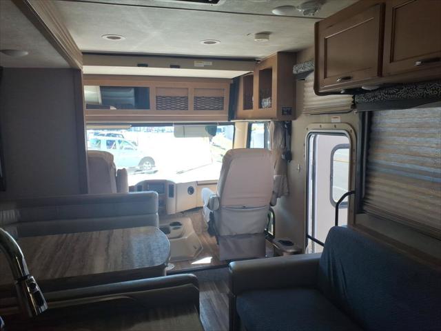 2018 Ford F-53 Base