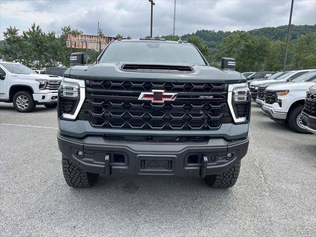 2026 Chevrolet Silverado 2500HD Crew Cab, Standard Bed, XR2, 4WD