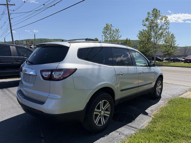 2017 Chevrolet Traverse LS