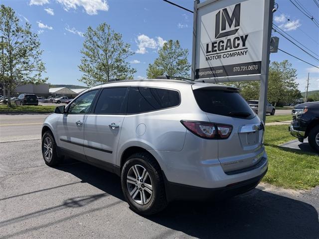 2017 Chevrolet Traverse LS
