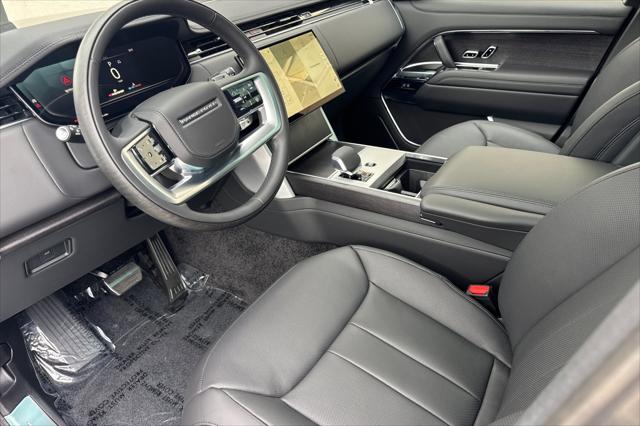2026 Land Rover Range Rover P530 SE