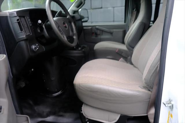 2017 GMC Savana 2500 Work Van